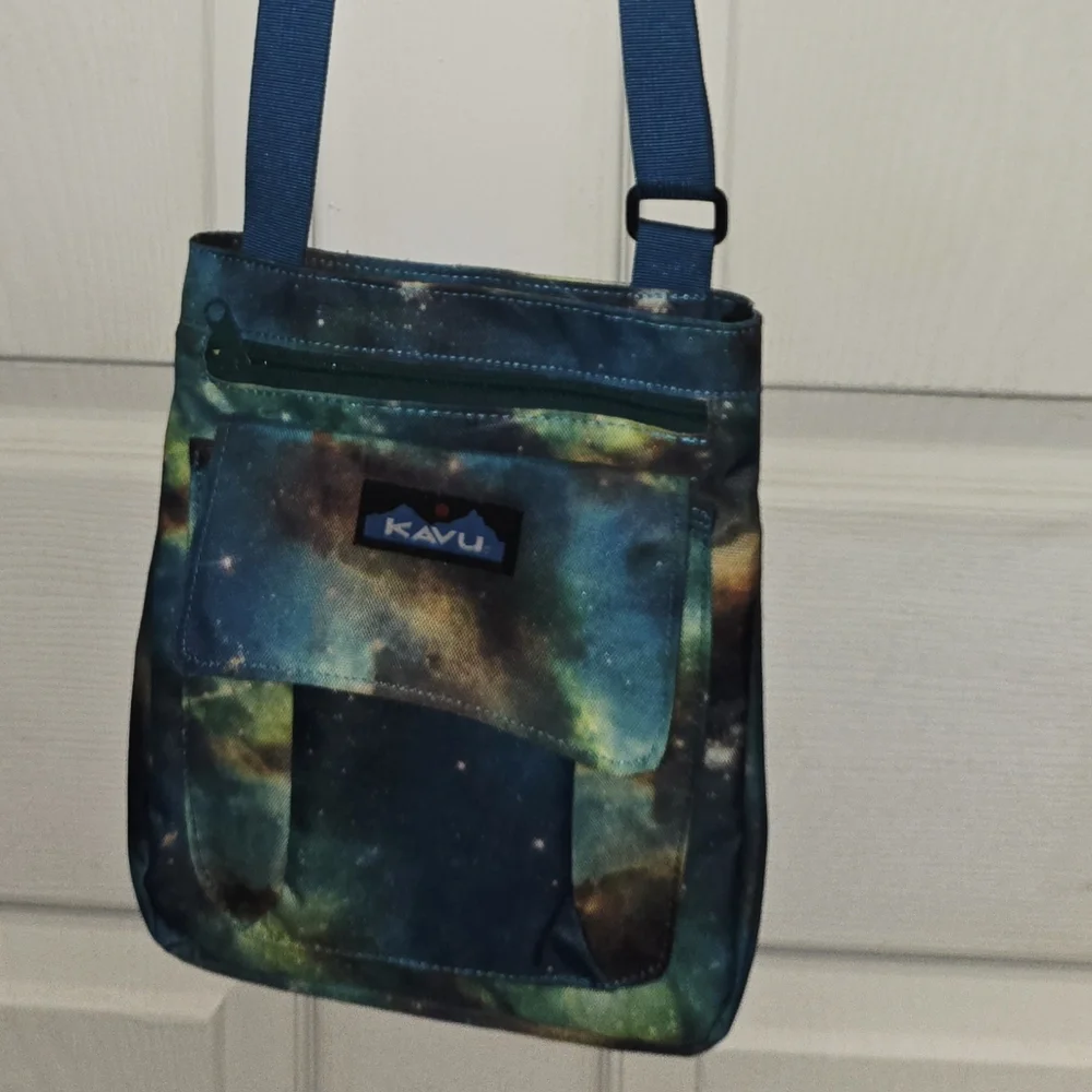 Kavu Cosmic Print Messenger Bag - Picture 7 of 8